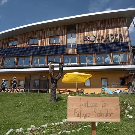 Rifugio Solander 3*