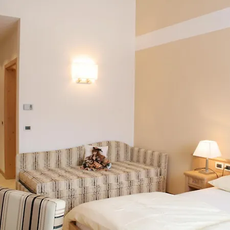Hotel Rifugio Solander Commezzadura